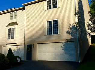 55 Clear Spring Dr, Morgantown, WV 26508