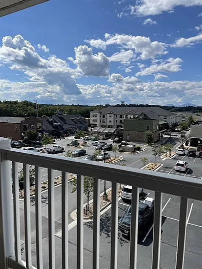 301 Rotunda St — Photo 21