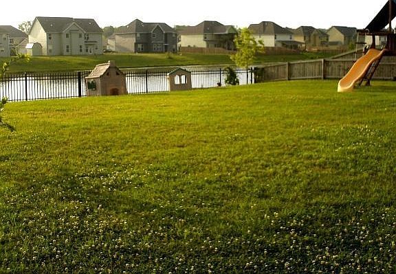 3rd image of 14488 Caribbean Dr