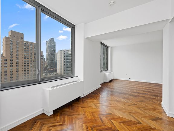 5th image of 360 E 88th St APT 11A