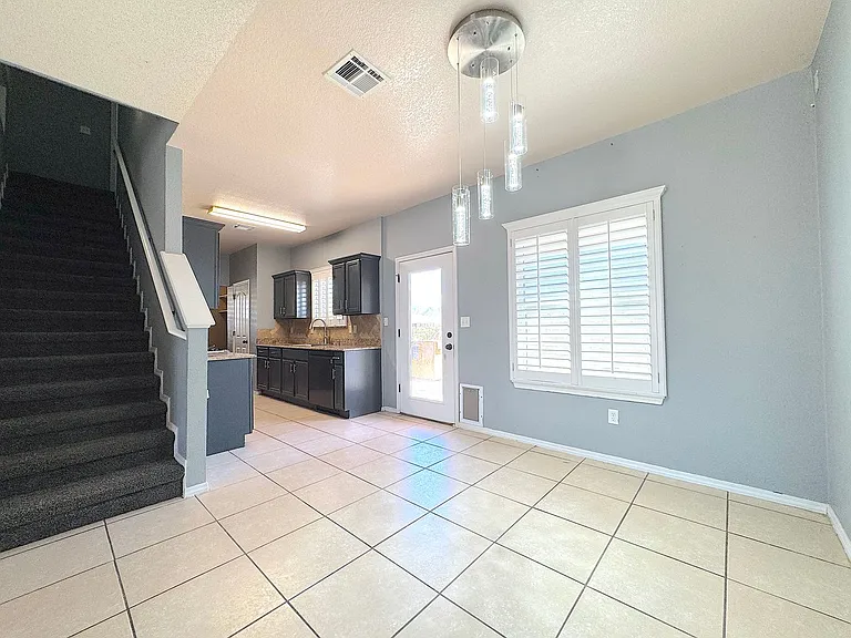 3046 Bariloche Dr — Photo 5