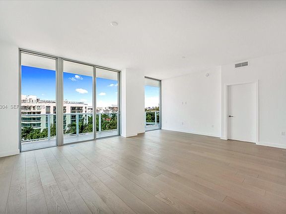 5th image of 9201 E Bay Harbor Dr #710