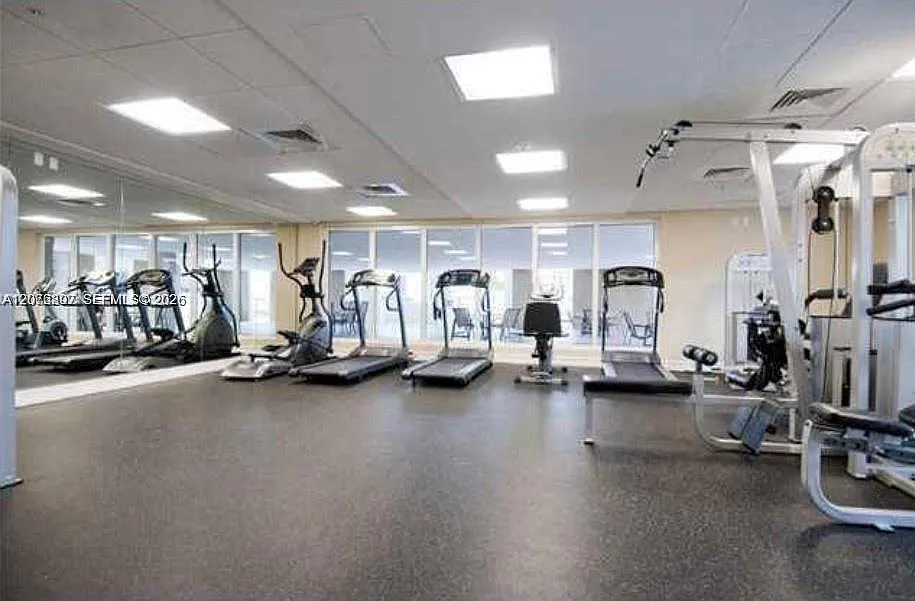 Mediterranea Condo — Photo 4