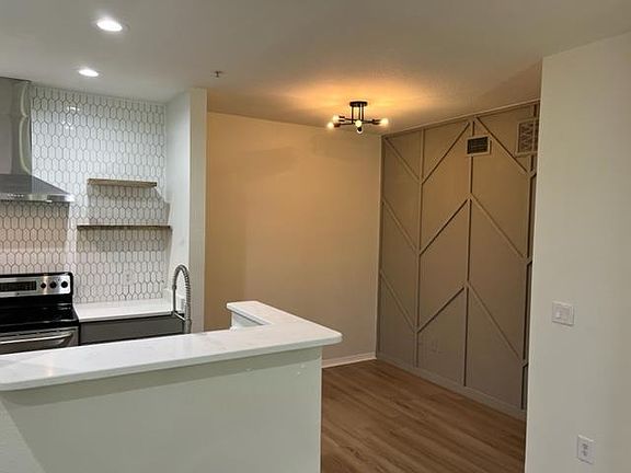 5th image of 1810 E Palm Ave APT 5306