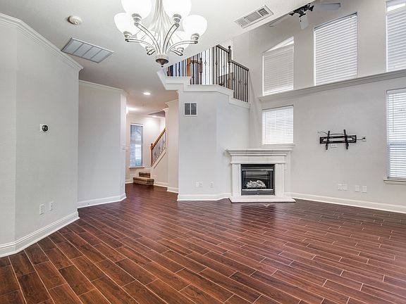 2529-rue-de-ville-irving-tx-1-High-Res-5.jpg