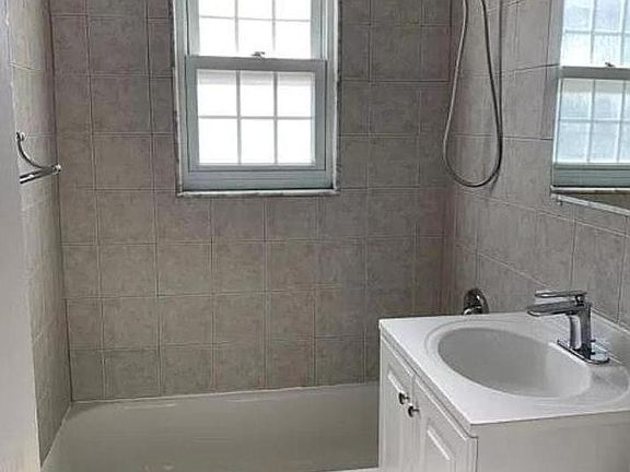 3rd image of 61 Davis Ave APT G