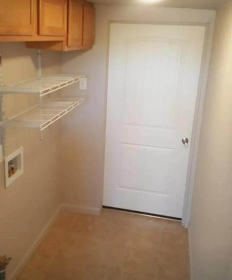 1 bed, 700 sqft, $700 — Photo 2