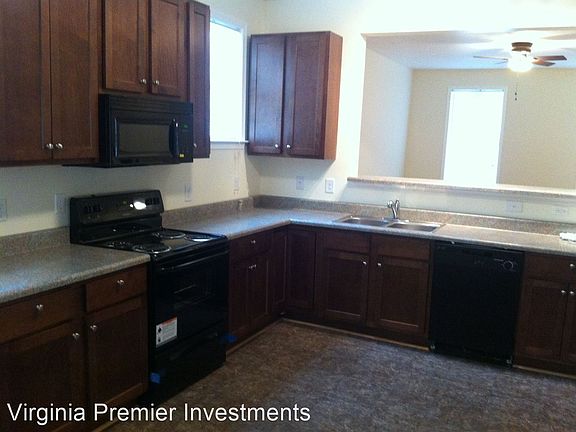 5th image of 819 N 33rd St
