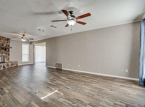 5th image of 1231 Monaco Dr