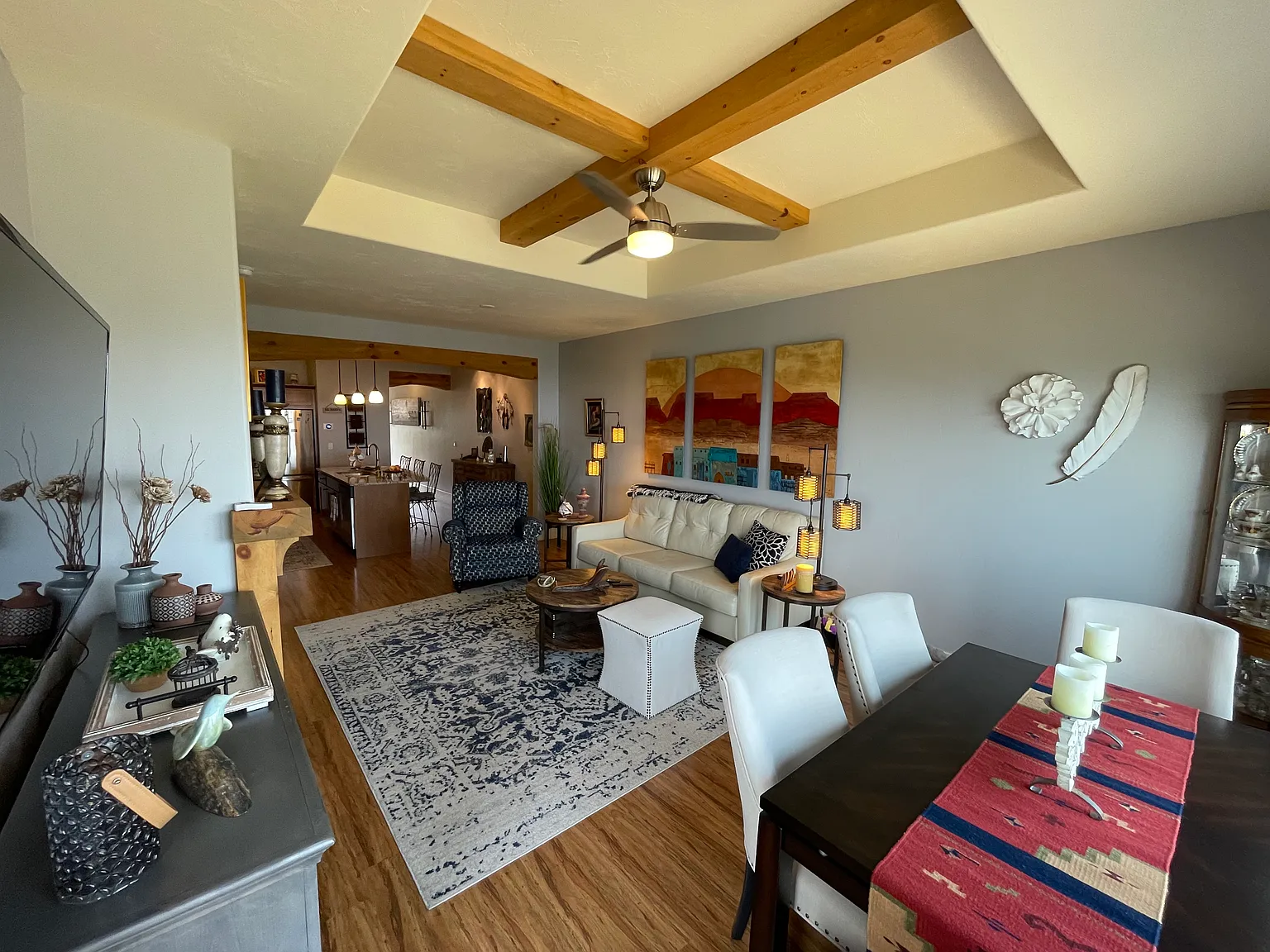 3 bed, 2.5 bath, 2319 sqft, $3,200 — Photo 2