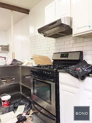 Rented by Bond New York | media 24