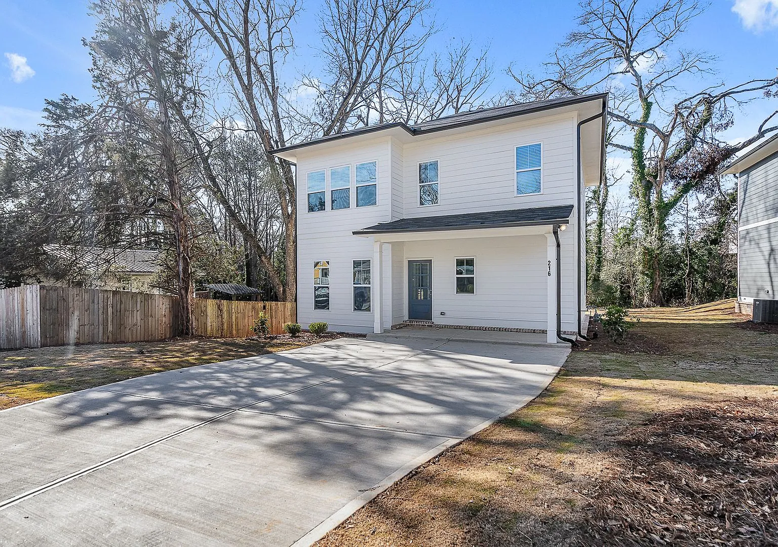 Newer Construction Near Downtown Athens — Photo 2