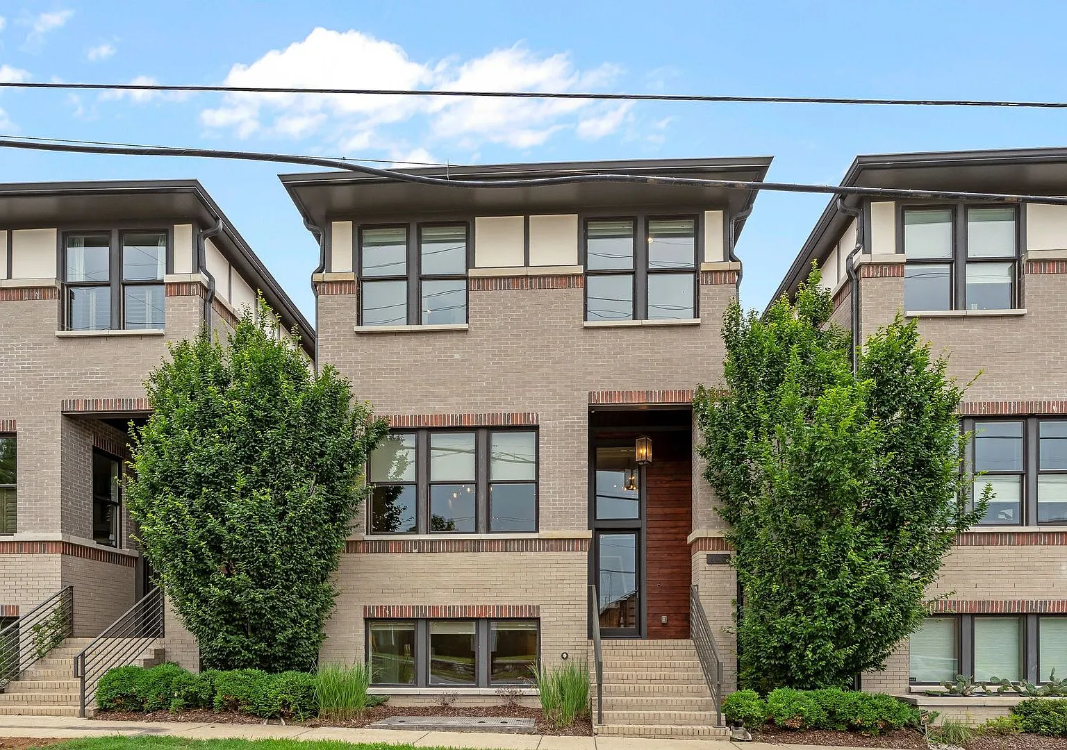 3 Bed, 5 Bath Home w/ 2 Car Garage in 5 Points Neighborhood of East Nashville — Photo 1