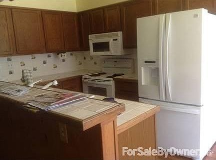 2nd image of 5573 Cabin John Dr
