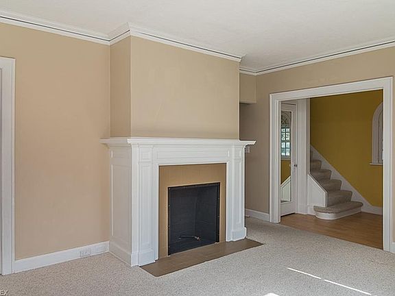 4th image of 1529 Belle Ave