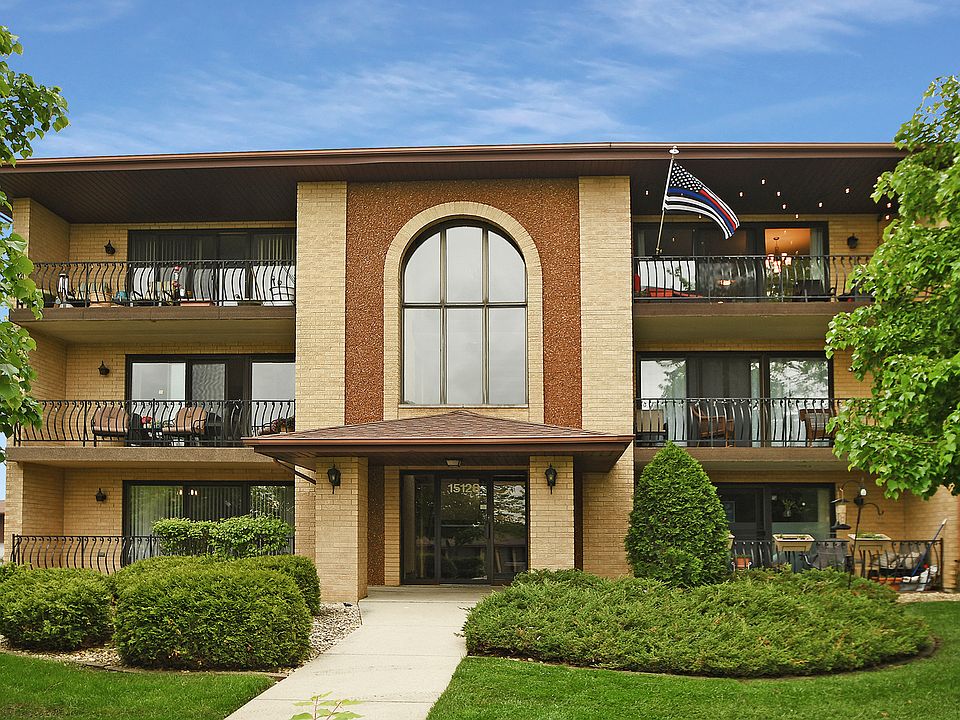 1st image of 15128 Evergreen Dr APT 3B