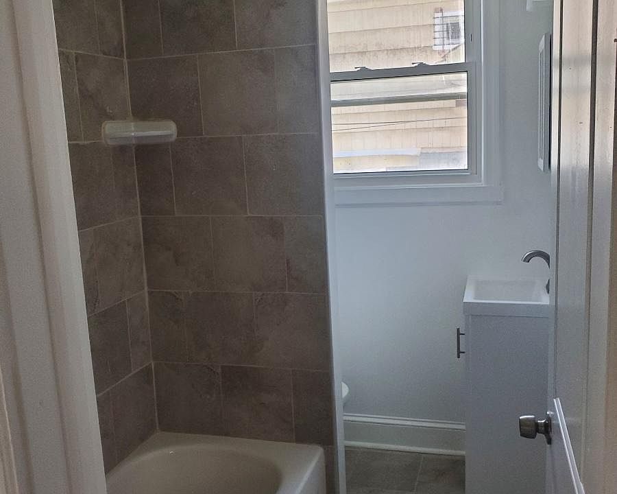 1st image of 0 Wilcox Ave #1