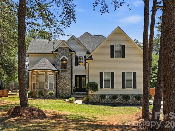 3rd image of 115 Turbyfill Rd