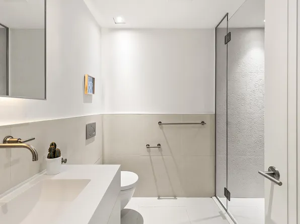 101 Wall Street image 7 of 18