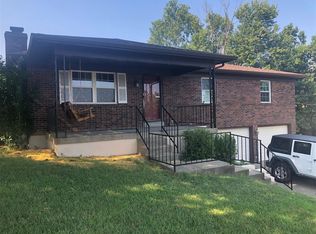 3032 Garry Ct, Radcliff, KY 40160