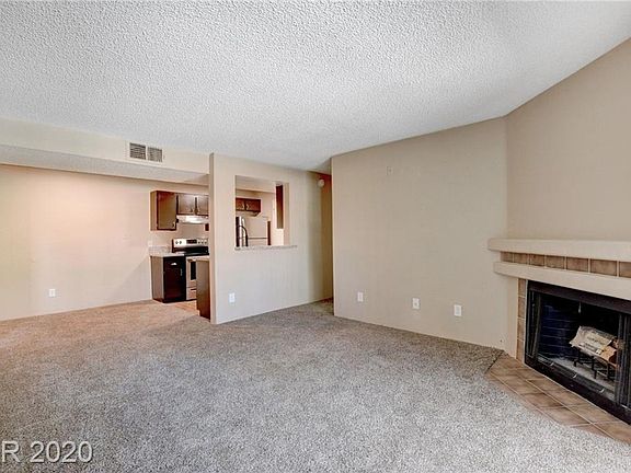 2nd image of 211 Mission Laguna Ln APT 202