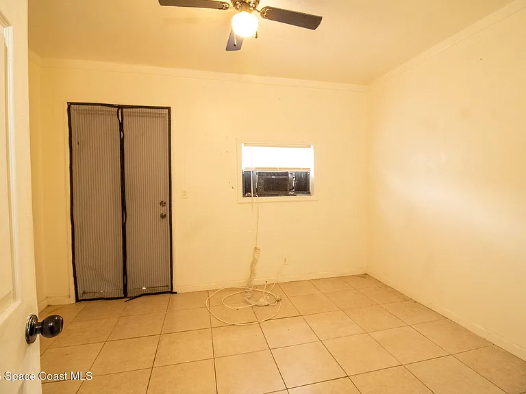 2308 Shenandoah Rd NE #A — Photo 9