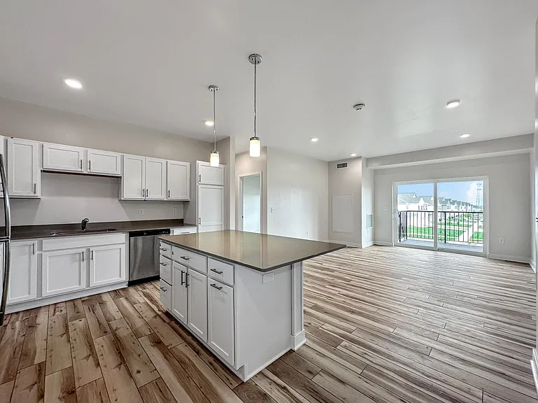 Stratford Pointe — Photo 128