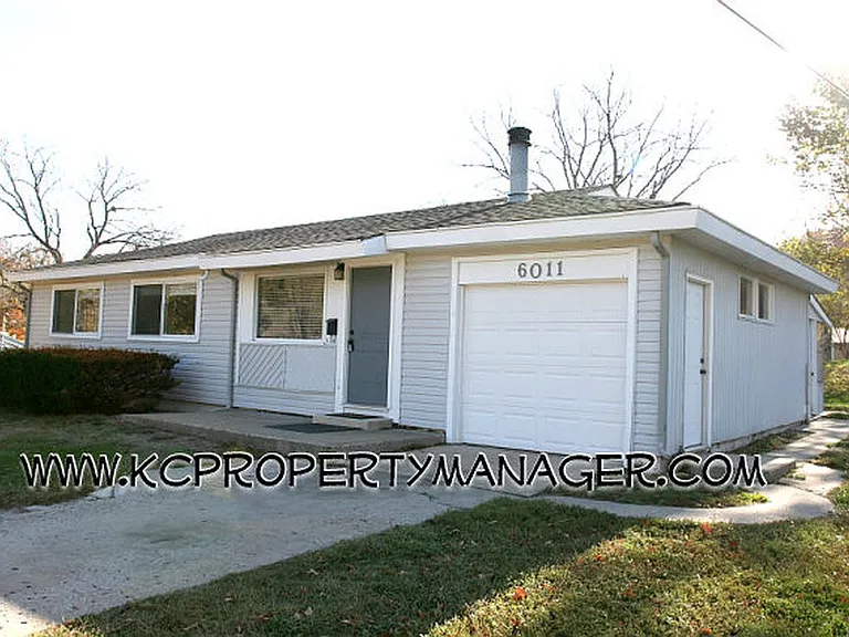 6011 N Forest Ave — Photo 1