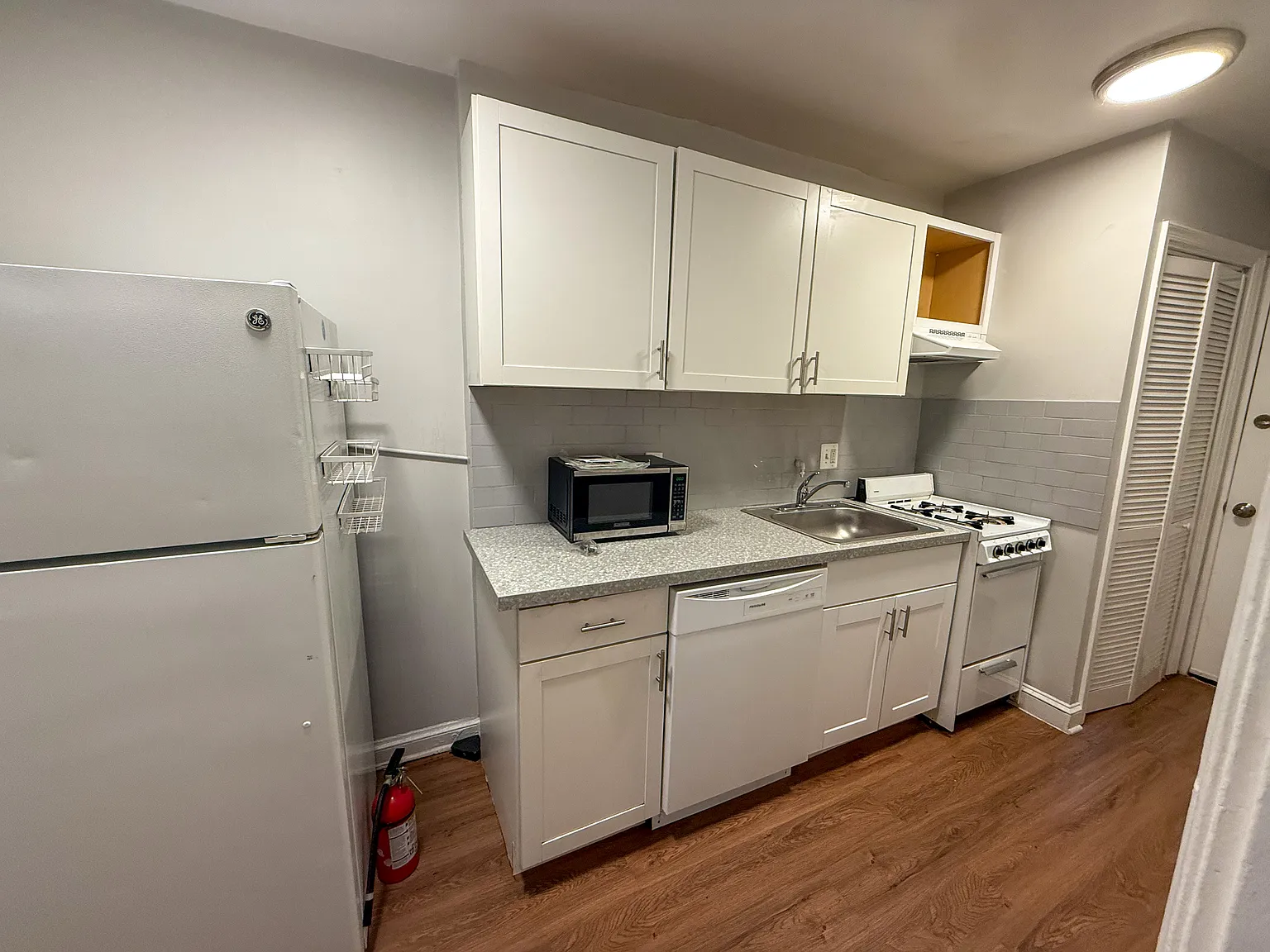 1 bed, 560 sqft, $1,650 — Photo 4