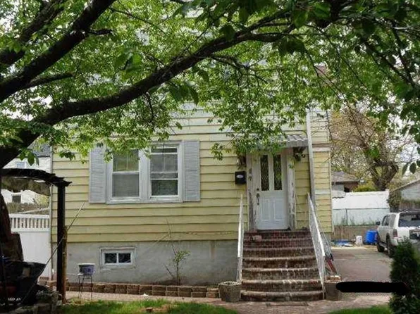 78 Ormonde Blvd, Valley Stream, NY 11580