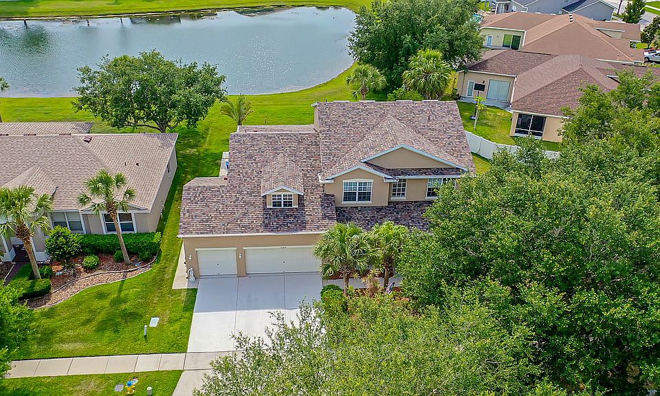 1st image of 11814 Holly Creek Dr
