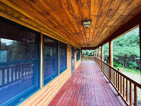 3rd image of 2551 Macintosh Hill Road
