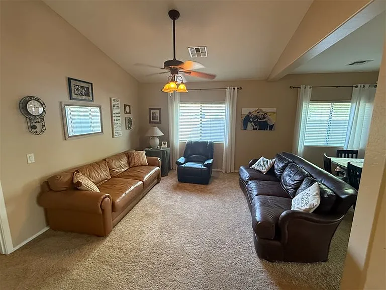 2535 E Electra Ln — Photo 2
