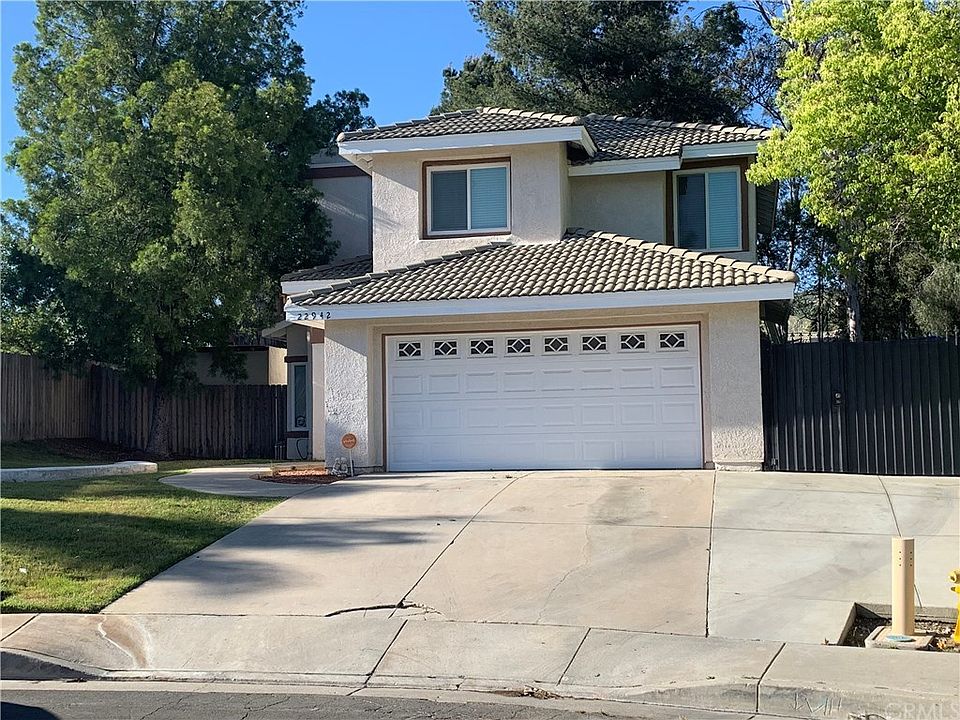 1st image of 22942 Springdale Dr