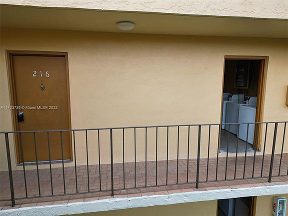 3rd image of 9300 W Flagler St APT 216C