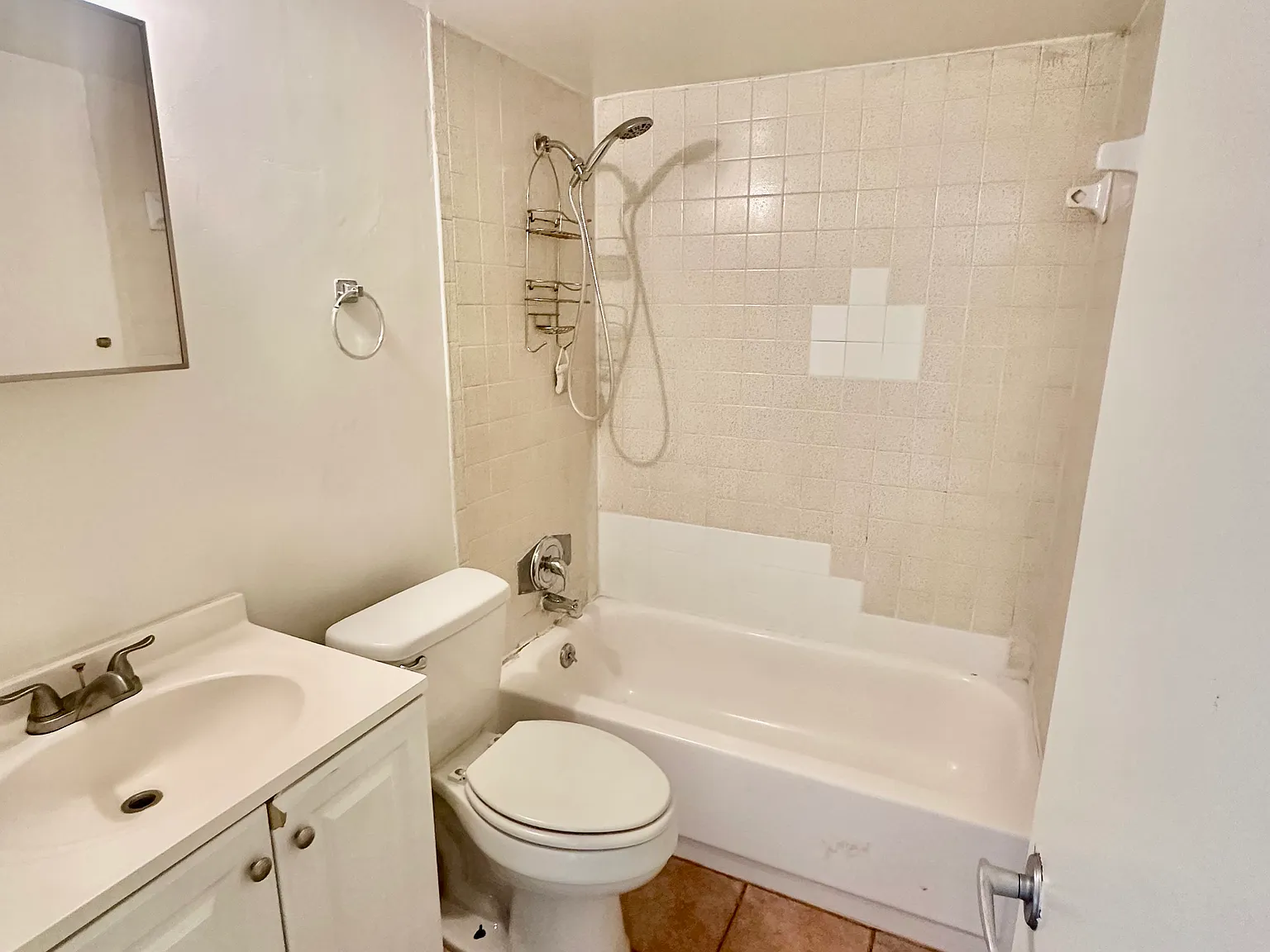 2 bed, 900 sqft, $1,000 — Photo 3