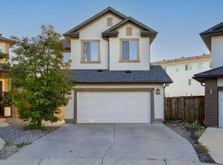 80 SE Tuscany Summit Ter NW, Calgary, AB T3L 0C1