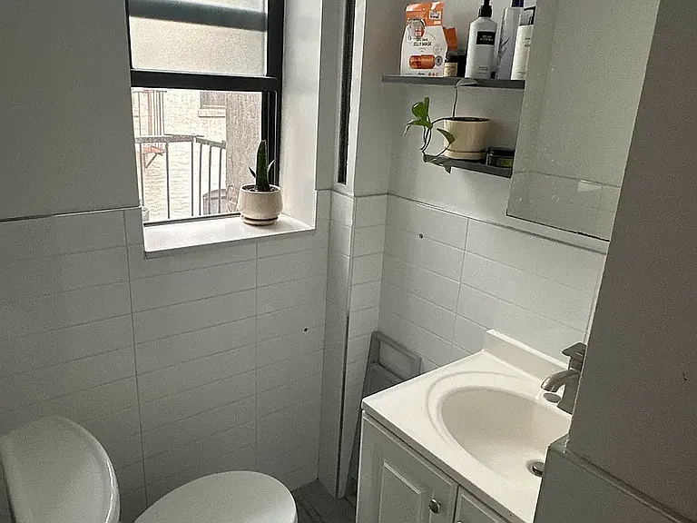 2335 29th Ave #14 — Photo 7
