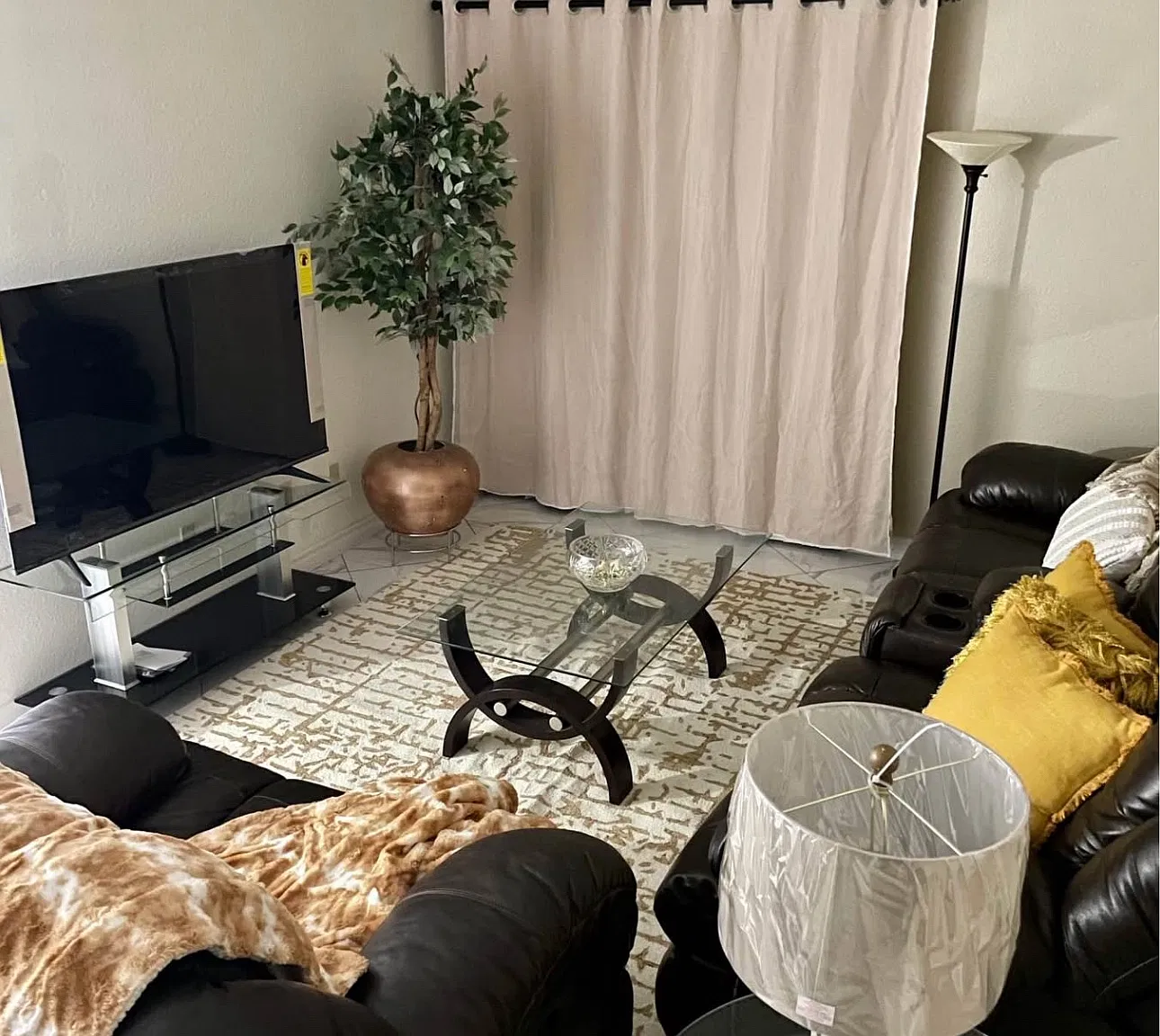 5361 Indian River Dr — Photo 1