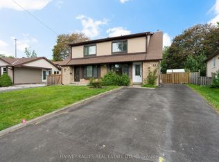 225 Hollyberry Trl, Toronto, ON M2H2P3