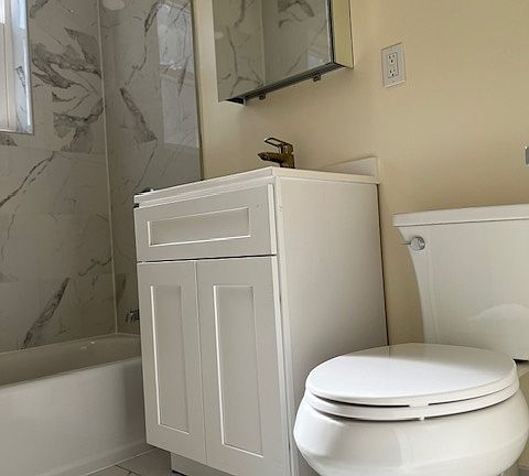 2nd image of 426 Beech St APT 4A