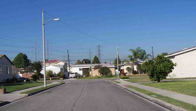 2nd image of 6109 Candor St