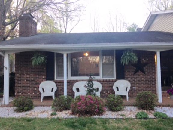 3rd image of 151 Quail Hickory Cir