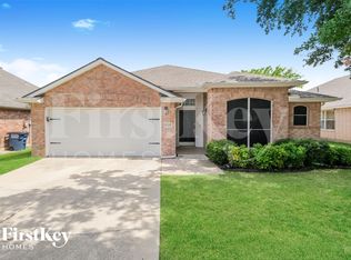 5727 Vista Park Ln, Sachse, TX 75048