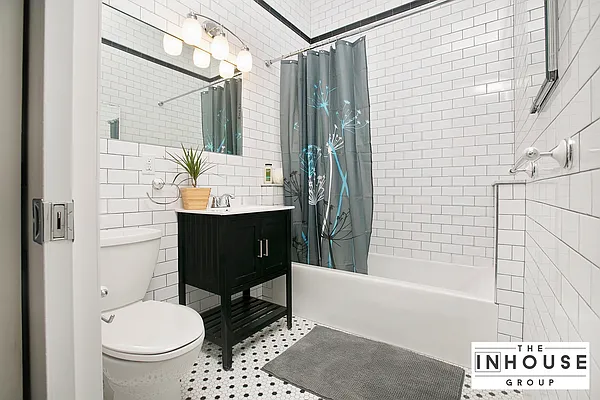 Rented by The InHouse Group | media 26