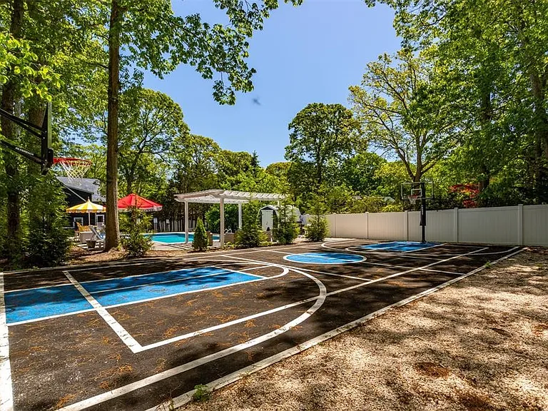 2300 Pine Tree Rd — Photo 46