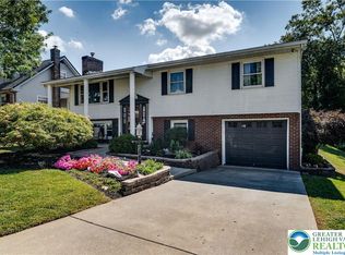 936 Walnut St #932, Emmaus, PA 18049