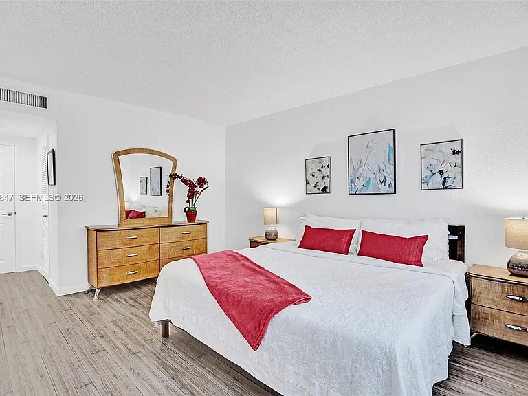 2501 S Ocean Dr #538 — Photo 12