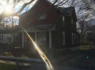 849 S Webster St, Decatur, IL 62521