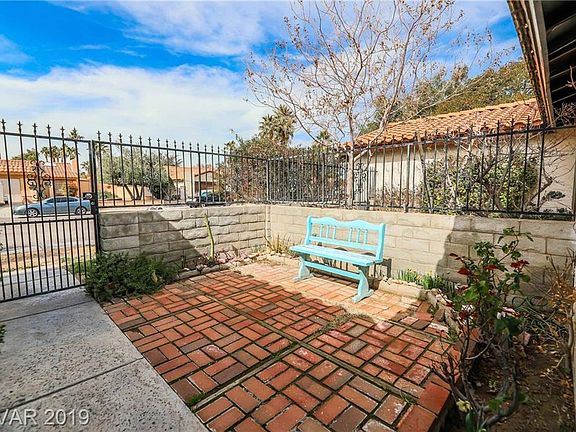 4th image of 2221 De Osma St
